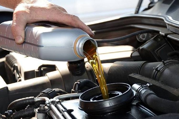 Fungsi Oli Pada Mobil Secara Umum