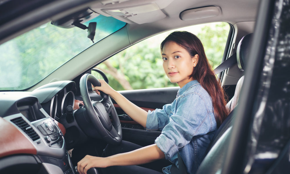 Tips Mengendarai Aman & Nyaman Berkendara Untuk Wanita